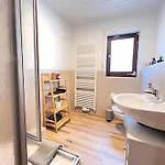 - Natur, Wellness Und Komfort *