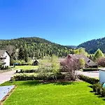 - Natur, Wellness Und Komfort Apartment Bad Wildbad